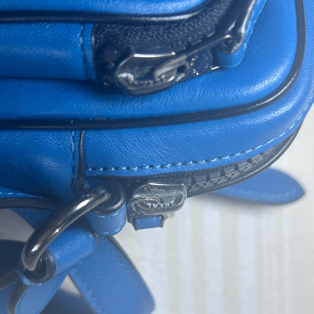 Coach Royal Blue Crossbody Bag - Picture 3 of 8